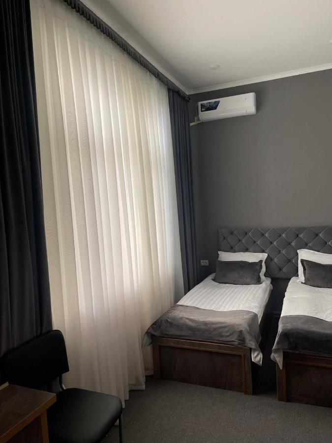 The Art Hotel Ташкент Екстериор снимка