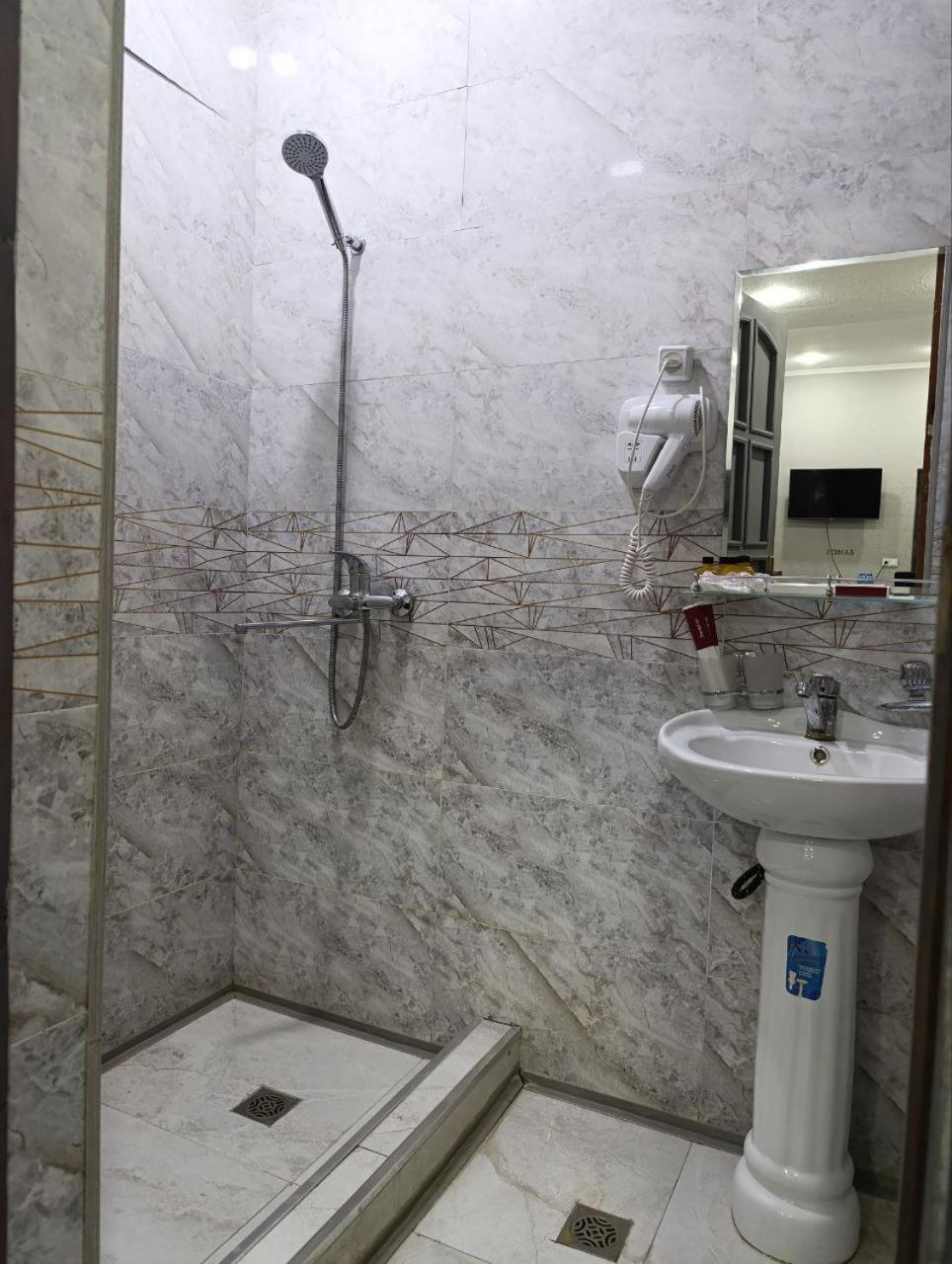 The Art Hotel Ташкент Екстериор снимка